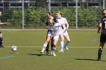 Bild 15 - wBJ Alstertal-Langenhorn - SV Henstedt-Ulzburg : Ergebnis: 4:1